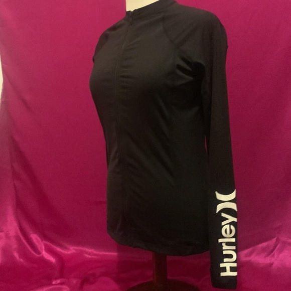 Hurley size small long sleeve spandex zip up top like new condition - Picture 1 of 4